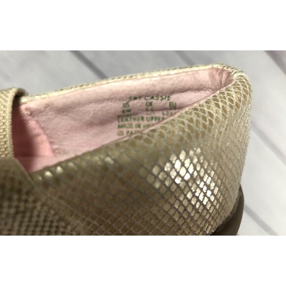 Stride rite size 6W cassie leather metallic flat - Picture 5 of 5